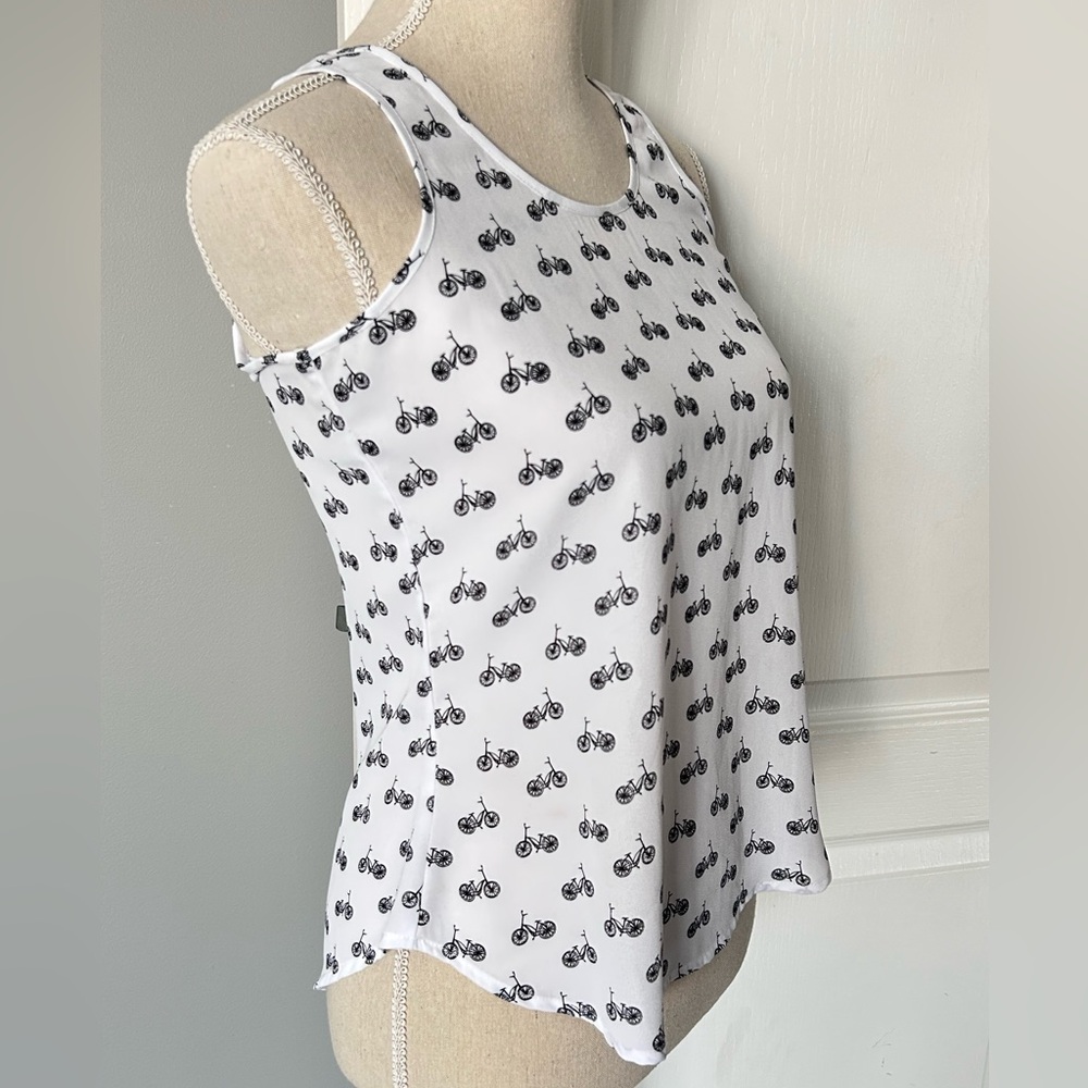 Ricki’s White Bicycle Print Women's Sleeveless Spring Summer Blouse Tank Top. XS - Picture 5 of 14